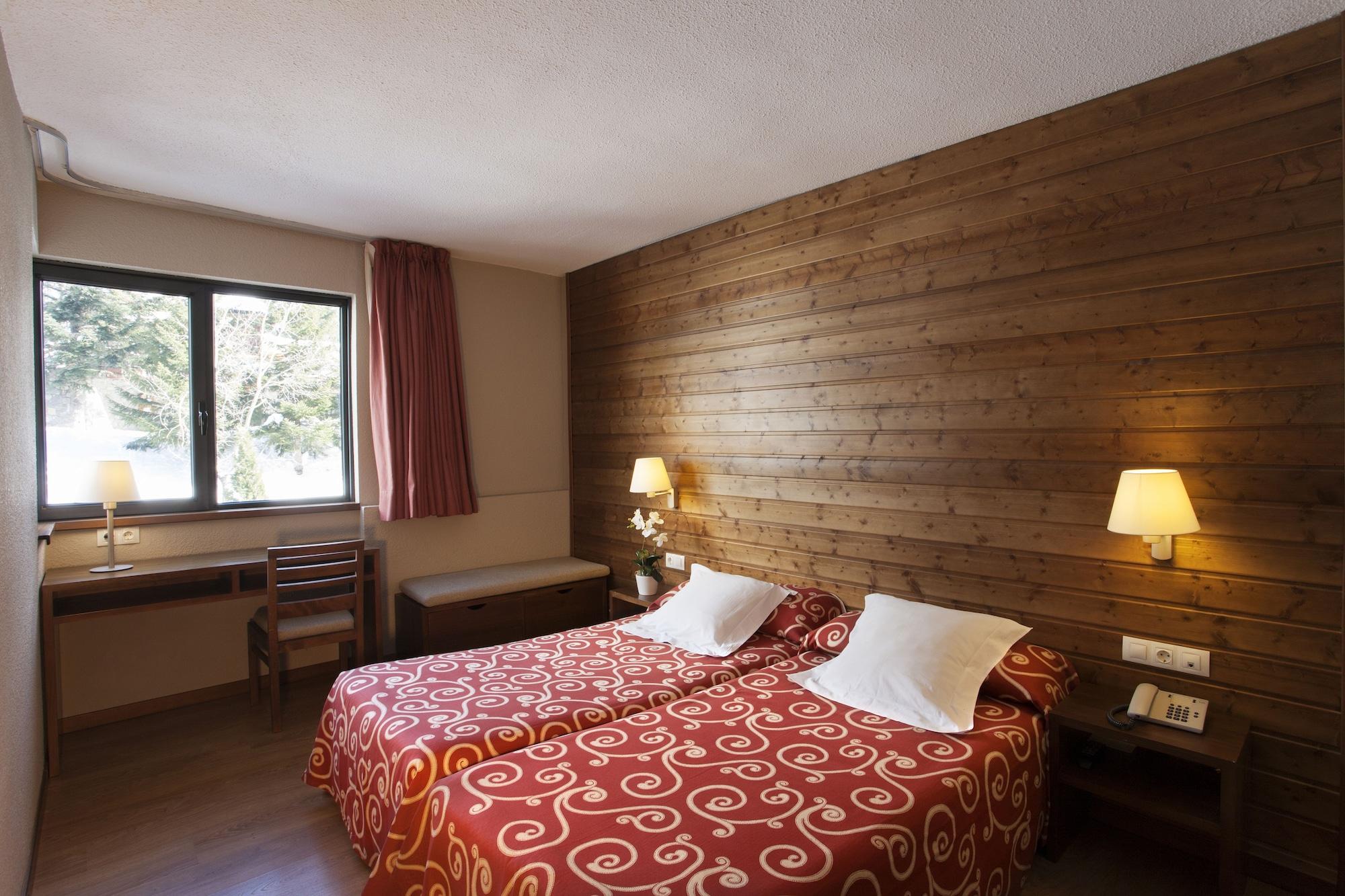 Tuc Blanc Hotel Baqueira Beret Exterior photo