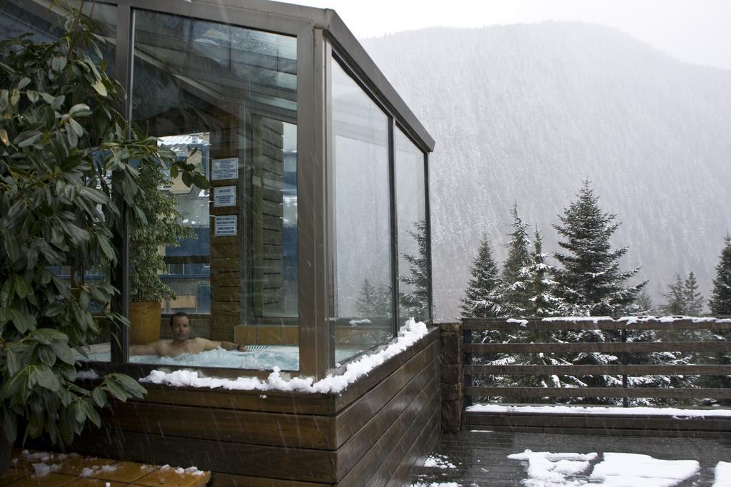 Tuc Blanc Hotel Baqueira Beret Exterior photo